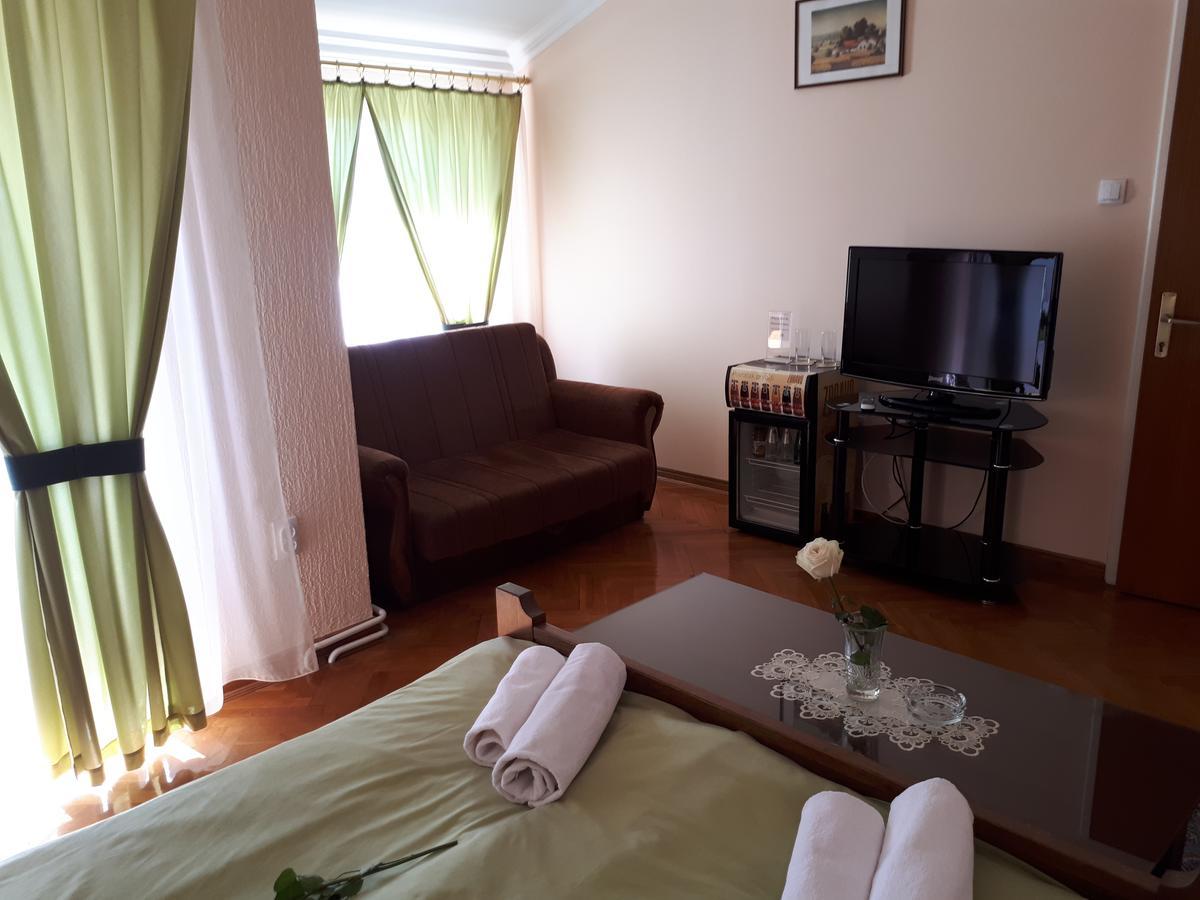 Bed and Breakfast Business Club Selenca Bac Exteriér fotografie